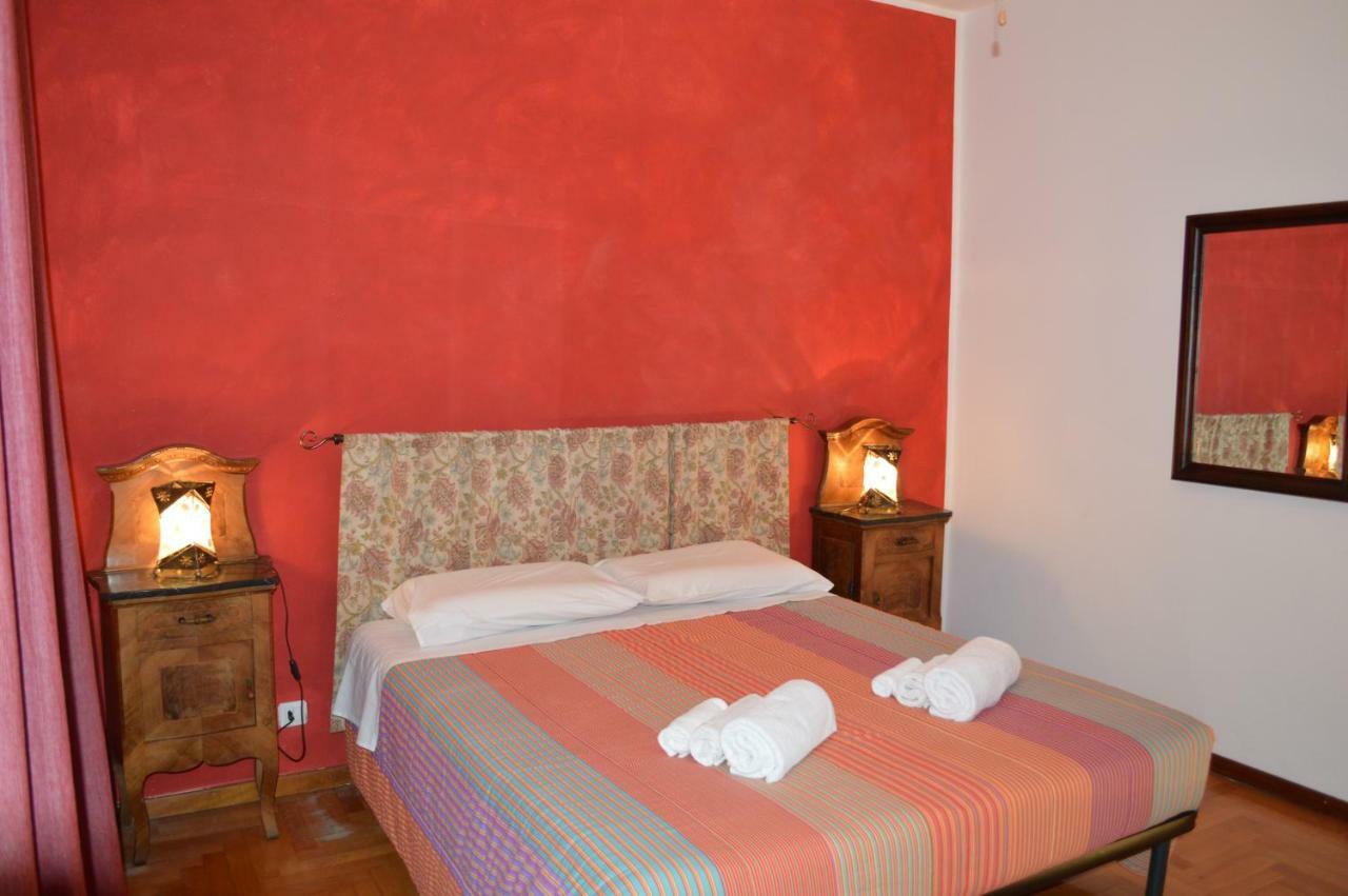 Betty'S House Apartman Mandello del Lario Kültér fotó